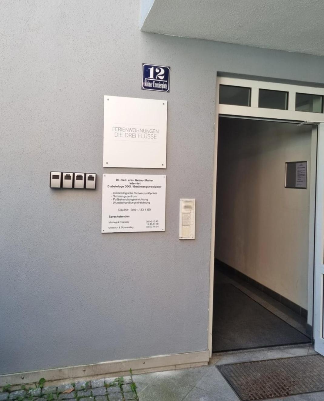 Wohnung Inn - Im Zentrum, Kueche, Parkplatz, Ruhig Gelegen Pasov Exteriér fotografie